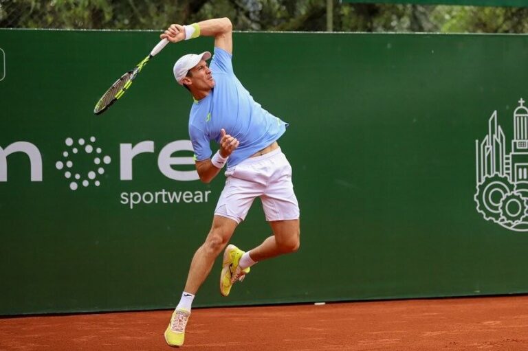 Bagnis y Taverna avanzan y chocarán en Octavos