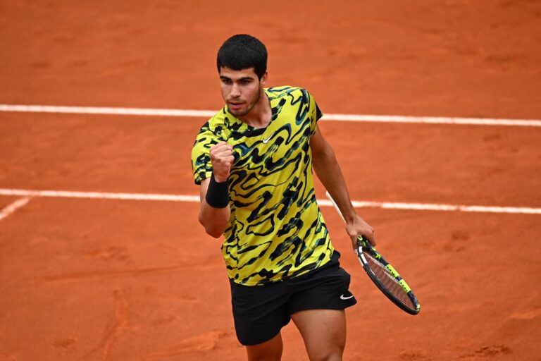 Debut, victoria y número 1 para Carlos Alcaraz