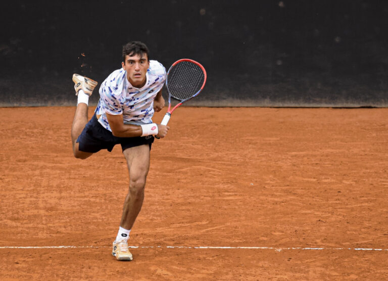 Tres argentinos en semifinales de Villa María