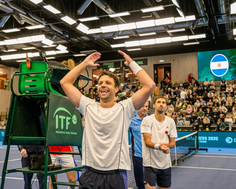 EL DOBLES LE DÁ LA VENTAJA A ARGENTINA