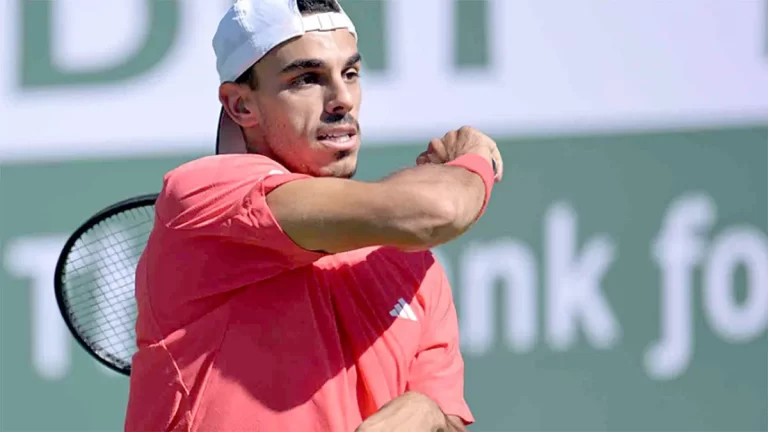 CERUNDOLO APROVECHÓ EL CUADRO Y ESTÁ EN 8F EN INDIAN WELLS