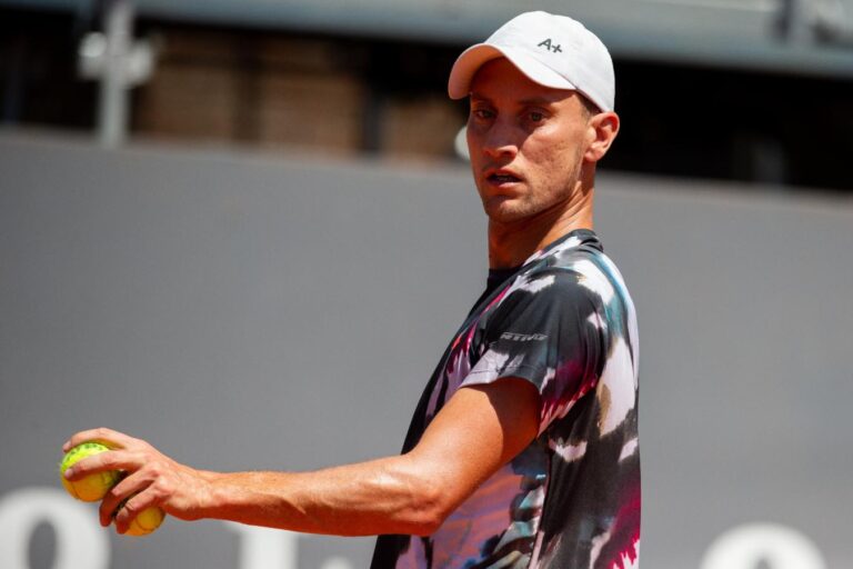 RENZO OLIVO: «NO SE SI ES UN ADIOS O UN HASTA LUEGO»