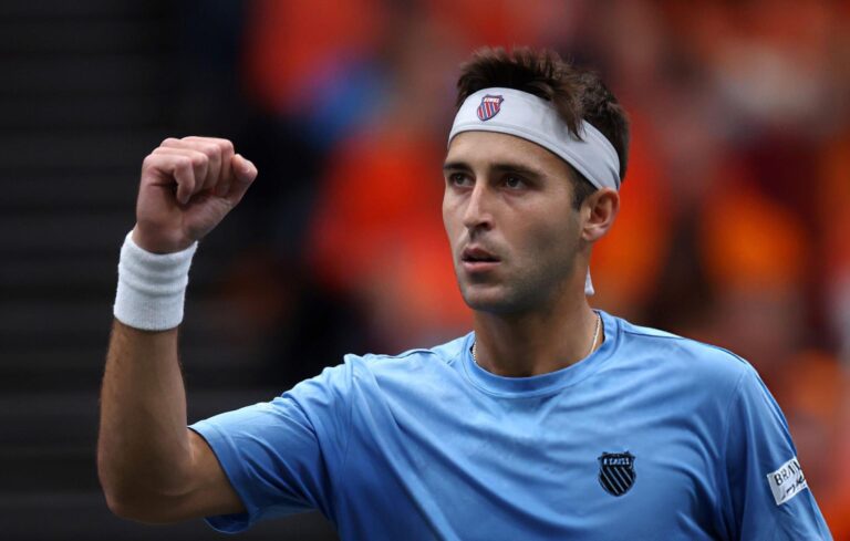 VICTORIA DE ETCHEVERRY Y PRIMER PUNTO PARA ARGENTINA