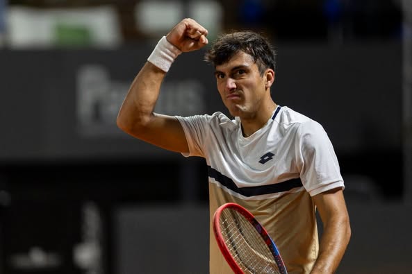 BURRUCHAGA IMPARABLE Y A SEMIFINALES EN CURITIBA