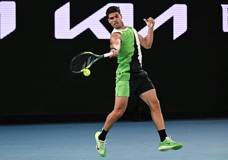 CARLOS ALCARAZ TUVO UN GRAN COMIENZO EN AUSTRALIA