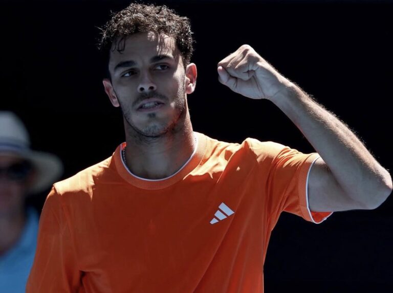 CERUNDOLO Y ETCHEVERRY A TERCERA RONDA